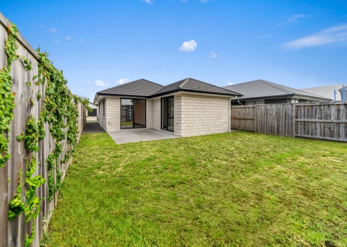  at 9 FONTANA STREET, Papamoa, Papamoa