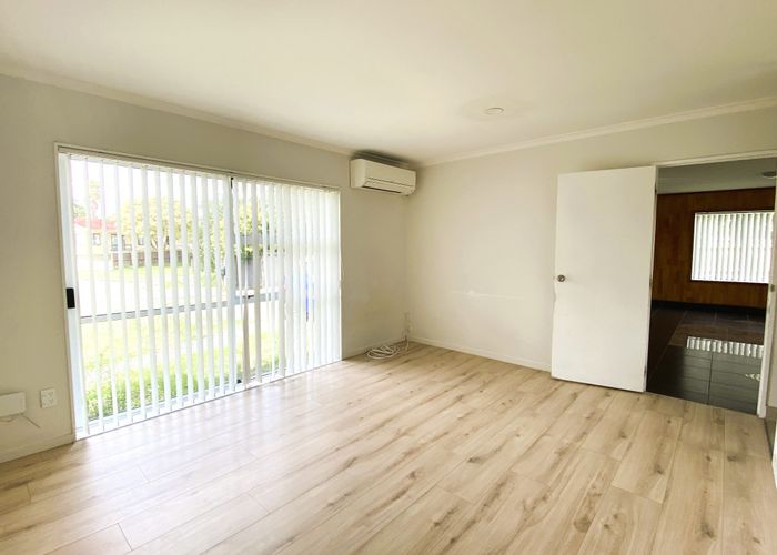  at 35 Bernina Place, Weymouth, Manukau City, Auckland