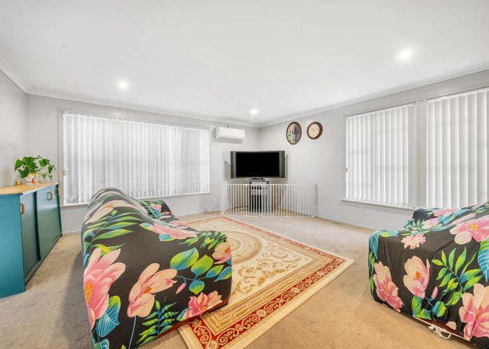  at 30 Plumley Crescent, Mangere, Manukau City, Auckland