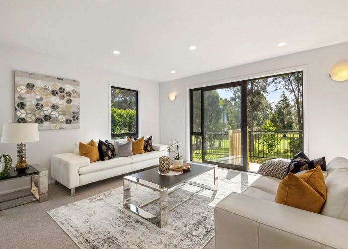  at 32 Hoani Glade, Saint Johns, Auckland