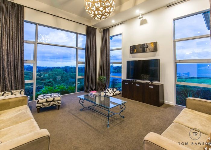  at 15 Coronet Lane, Flat Bush, Auckland