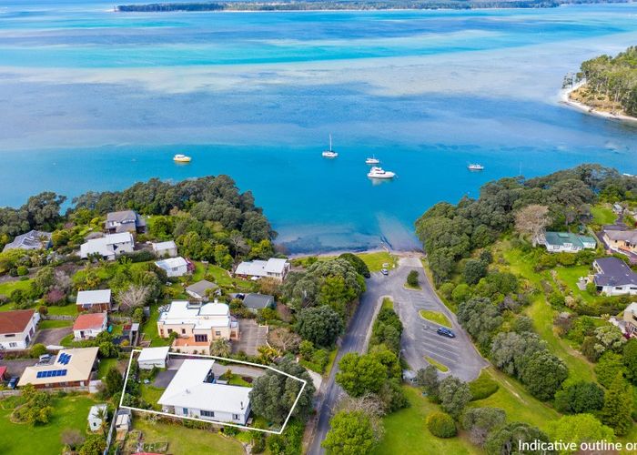  at 301 Tanners Point Road, Tanners Point, Tahawai