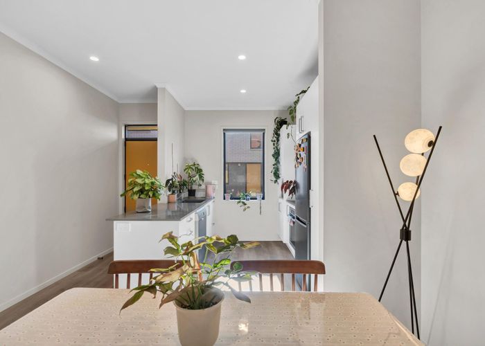  at 2 Kerewhenua Crescent, Hobsonville, Waitakere City, Auckland