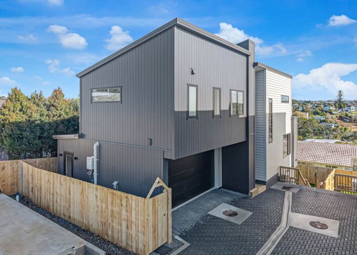  at 51D Browns Bay Road, Browns Bay, North Shore City, Auckland