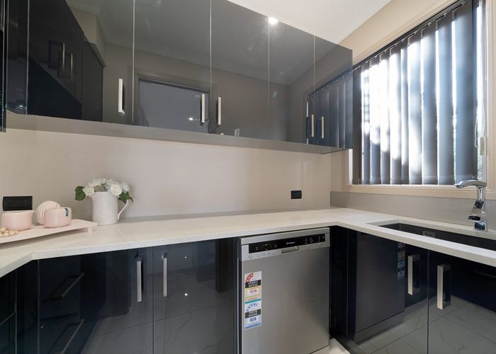  at 18A Mcilroy Avenue, Hillsborough, Auckland City, Auckland
