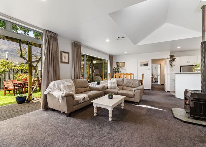  at 42 Remarkables Crescent, Frankton, Queenstown-Lakes, Otago