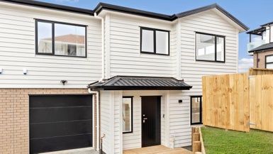 at 4237B Great North Road, Glendene, Auckland