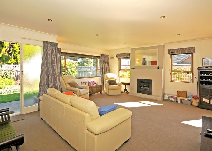  at 7 Darwin Street, Karori, Wellington