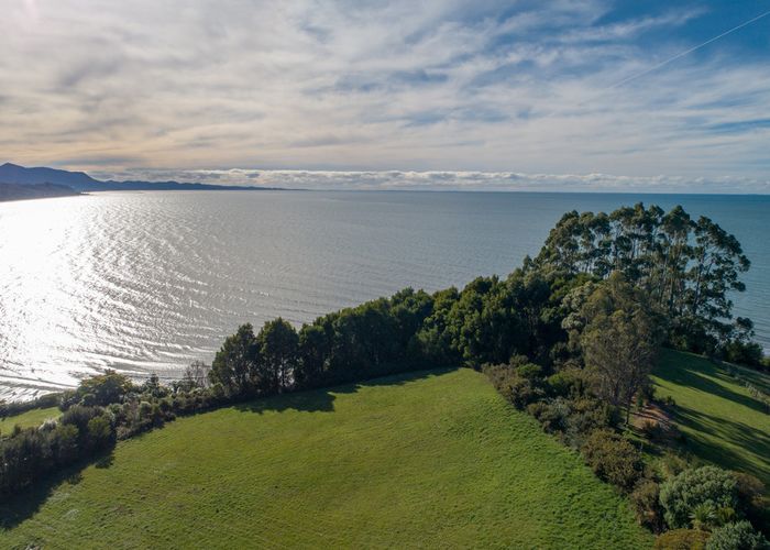  at 82 Lookout Road, Parapara, Collingwood