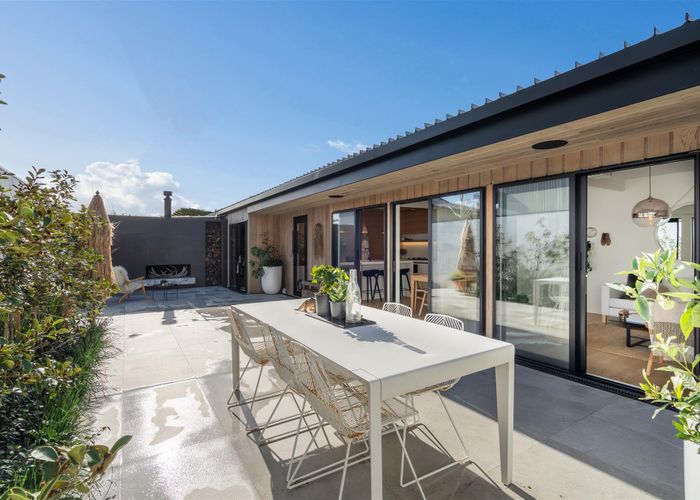  at 1/246 Lake Road, Hauraki, Auckland