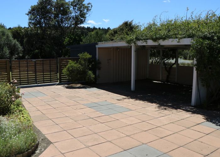  at 6 Low Avenue, Foxton Beach, Foxton