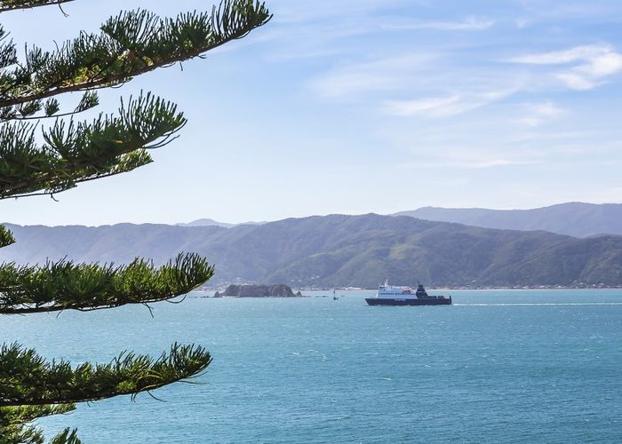  at 467 Karaka Bay Road, Karaka Bays, Wellington