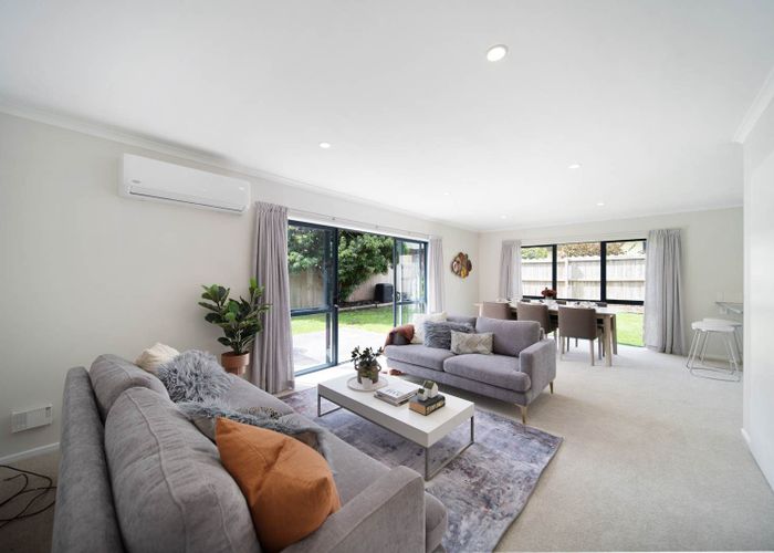  at 16 Eastland Road, Flat Bush, Manukau City, Auckland