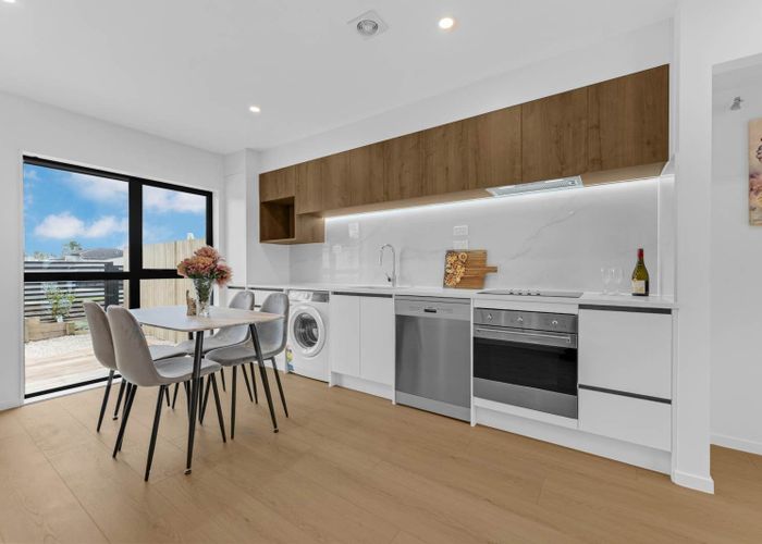  at 7/21 Baird Street, Howick, Manukau City, Auckland