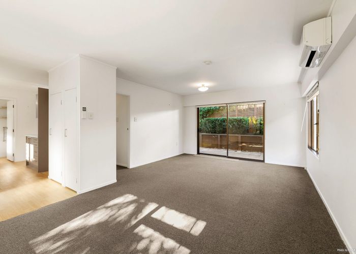  at 3/59 Norwood Road, Bayswater, Auckland