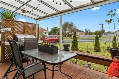  at 6 Gordon Road, Papatoetoe, Auckland