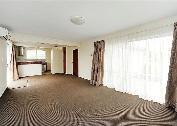  at 28 Royal Park Drive, Parklands, Christchurch City, Canterbury