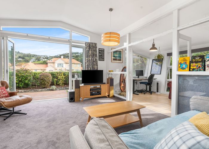  at 71 Main Road, Redcliffs, Christchurch
