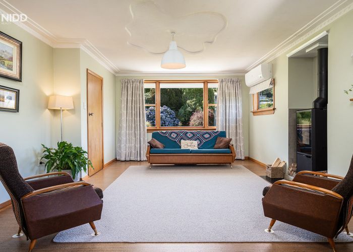  at 9 Athol Place, Ravensbourne, Dunedin