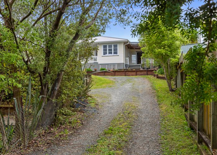 Free property data for 10 Violet Street, Raglan homes.co.nz