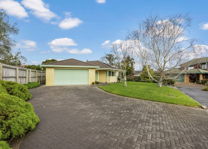  at 25 Travers Place, Northpark, Auckland