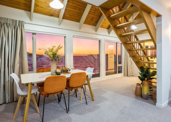  at 21 Moana Road, Plimmerton, Porirua