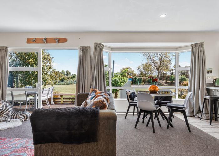  at 2/35 Fairview Terrace, Waipahihi, Taupo, Waikato