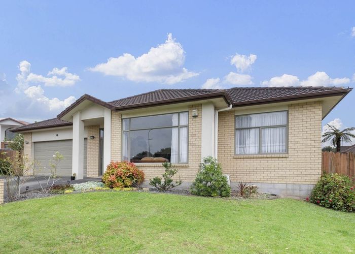  at 11 Ballydonegan Rise, East Tamaki, Manukau City, Auckland