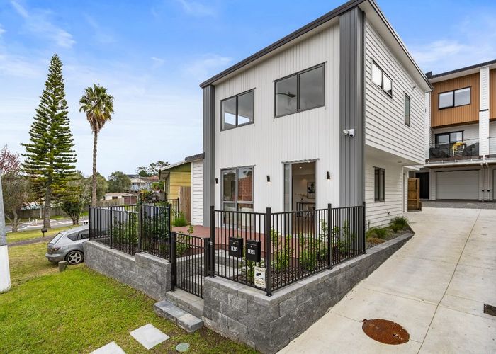  at 104A Moire Road, West Harbour, Waitakere City, Auckland