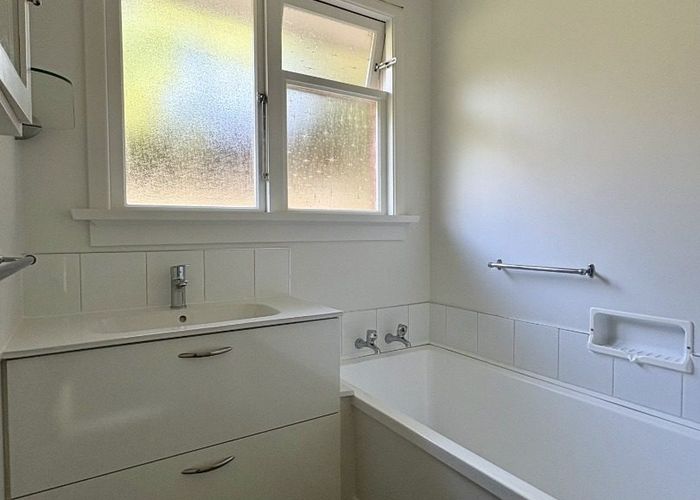  at 16 Milburn St, Kew, Dunedin, Otago