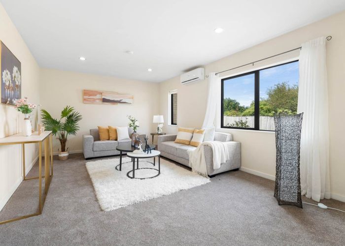  at 29B  Edgewater Drive, Pakuranga, Manukau City, Auckland