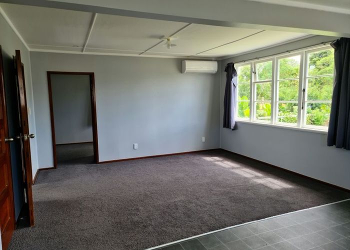  at 8 Johnson, Bulls, Rangitikei, Manawatu / Whanganui