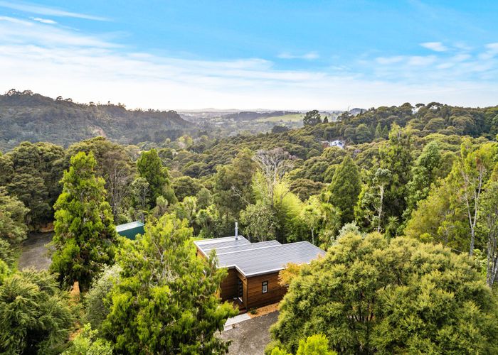  at 102 Mountain Road, Henderson Valley, Auckland