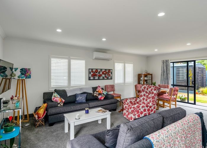  at 25 Scott Avenue, Otaki Beach, Otaki