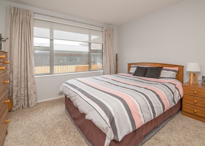  at 2/518 Marine Parade, South New Brighton, Christchurch