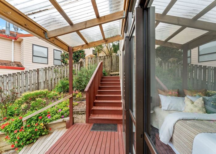  at 28 Redwing Street, Browns Bay, North Shore City, Auckland