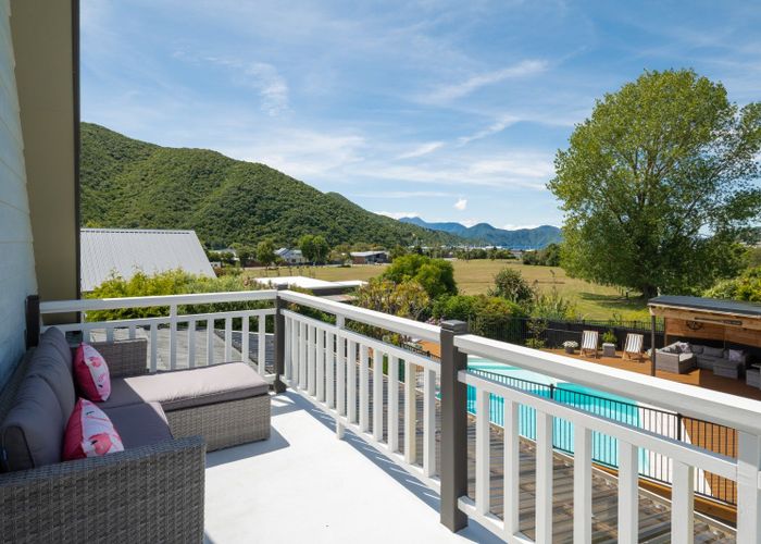  at 1 Beach Road, Waikawa, Picton