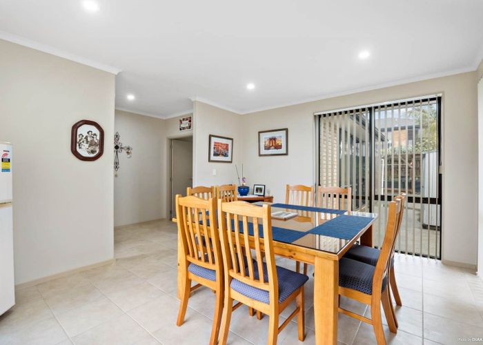  at 17 Durbin Court, Greenhithe, Auckland
