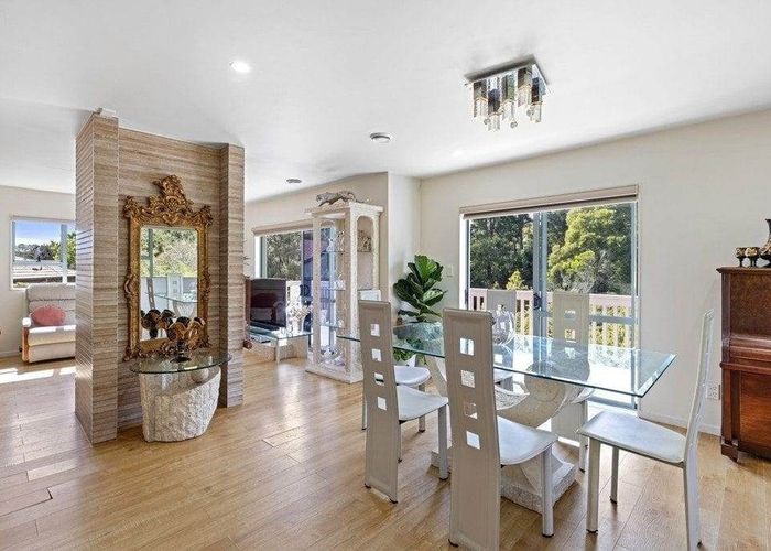  at 3 Lincoln Close, Northcross, Auckland