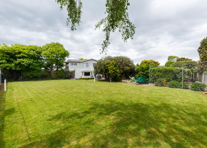  at 12 Innes Place, Roslyn, Palmerston North