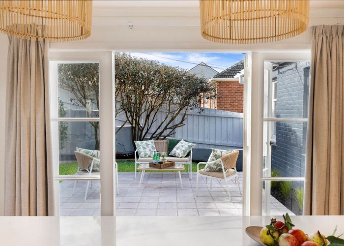  at 97  Paihia Road, One Tree Hill, Auckland City, Auckland