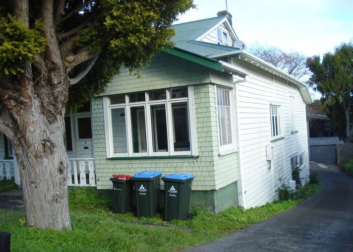  at 28 Wairiki Road, Mount Eden, Auckland