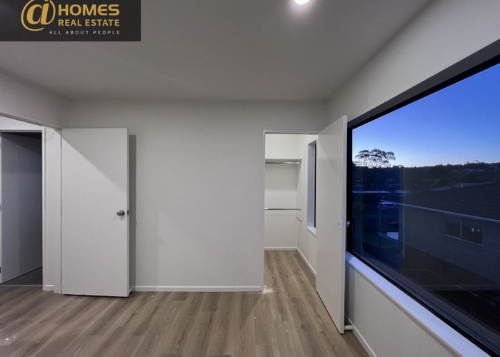  at 3B Penfold Place, Henderson, Waitakere City, Auckland