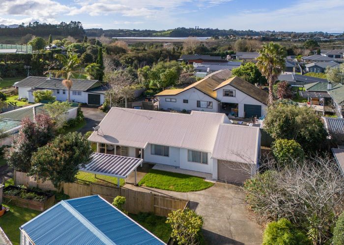 at 11b Gray Street, Katikati, Western Bay Of Plenty, Bay Of Plenty