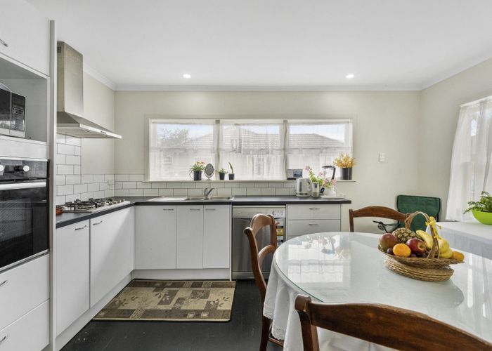  at 21 Russell Road, Fairy Springs, Rotorua