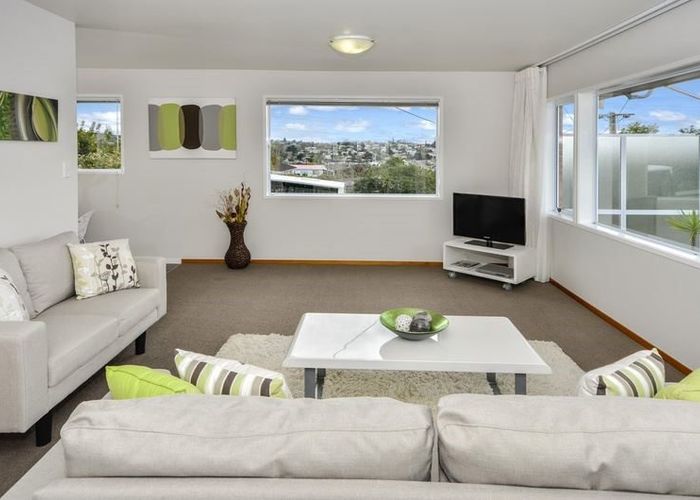  at 1/183 Coronation Road, Hillcrest, North Shore City, Auckland