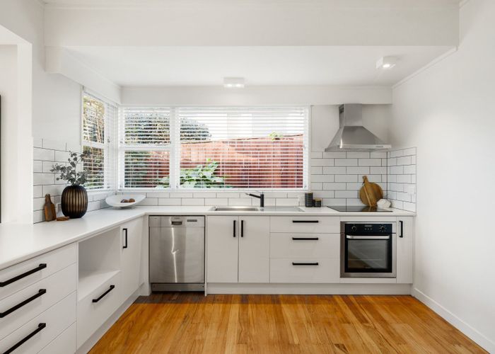  at 9 Arran Road, Chartwell, Hamilton