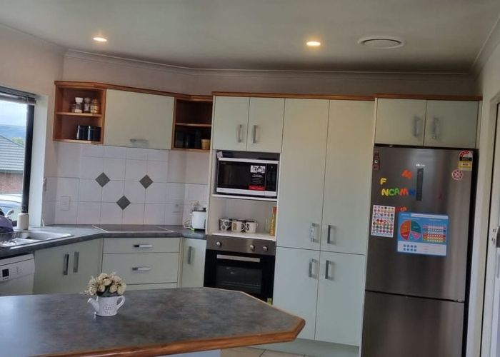  at 8 Woodgate Court, Fitzherbert, Palmerston North