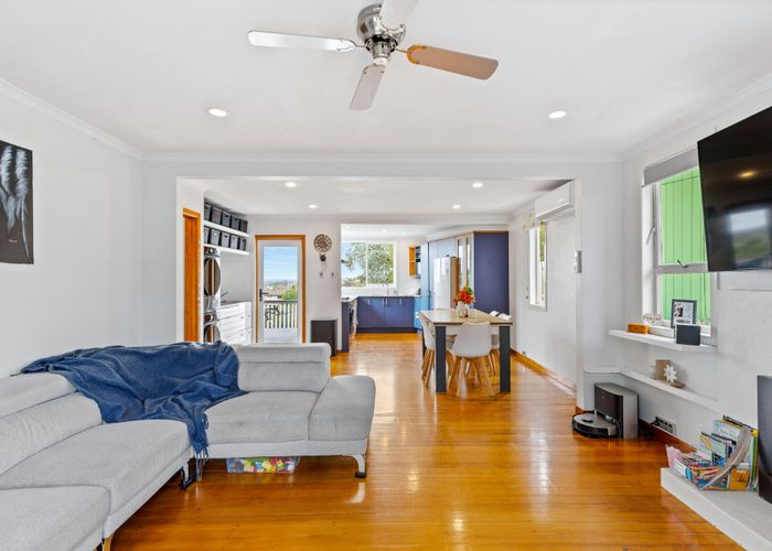  at 265 Sturges Road, Henderson, Waitakere City, Auckland