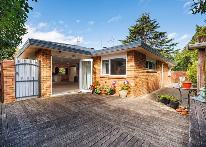  at 5 Barnes Court, Roslyn, Palmerston North